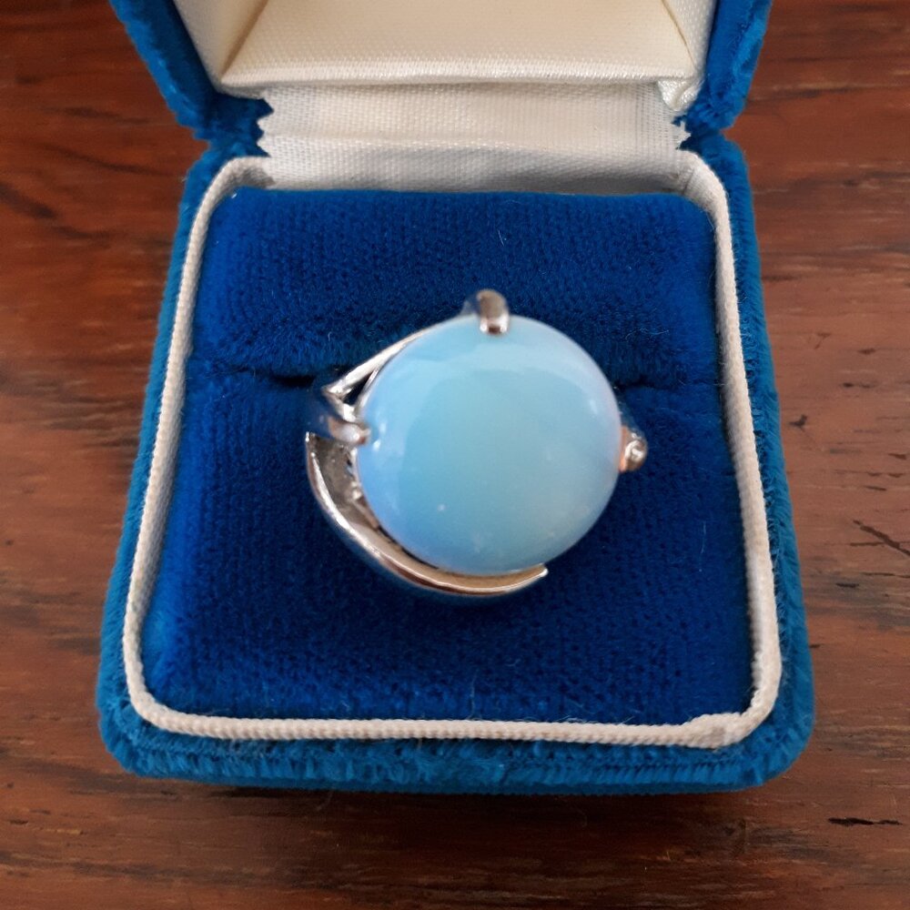 Ring - Large Round White/Blue  Stone